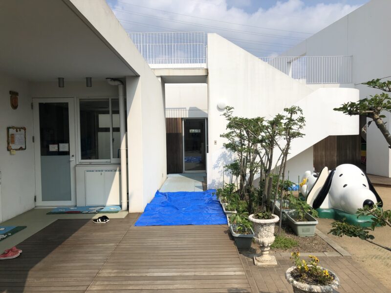 雨対策のテラス工事。