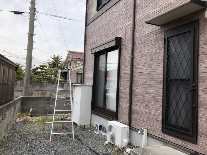 三協アルミのテラス工事。