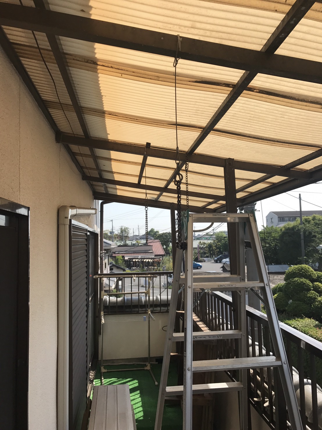 二階テラス屋根更新工事。