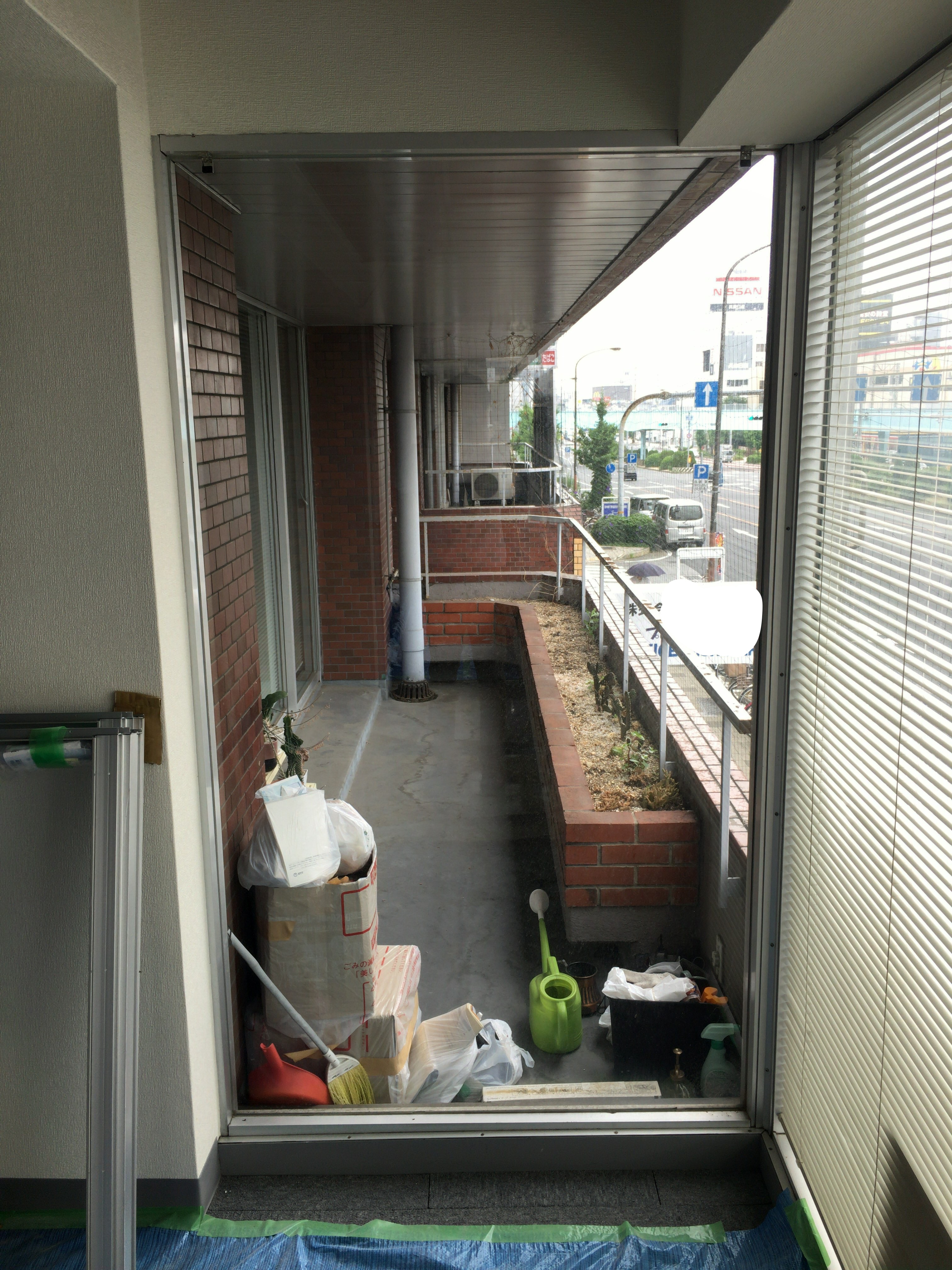 フロントFIXカバー工法。